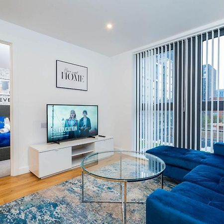 Maevela Apartments - Luxury Broad St Apartment - 2 Bed, 2 Bath - City Centre/Cube/Mailbox - With Underground Parking ✓- L Shape Sofa, Large 50 Inch Smart Tv With Free Netflix & Wifi Бирмингем Экстерьер фото